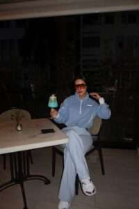 Sweater BLUE - Image 3